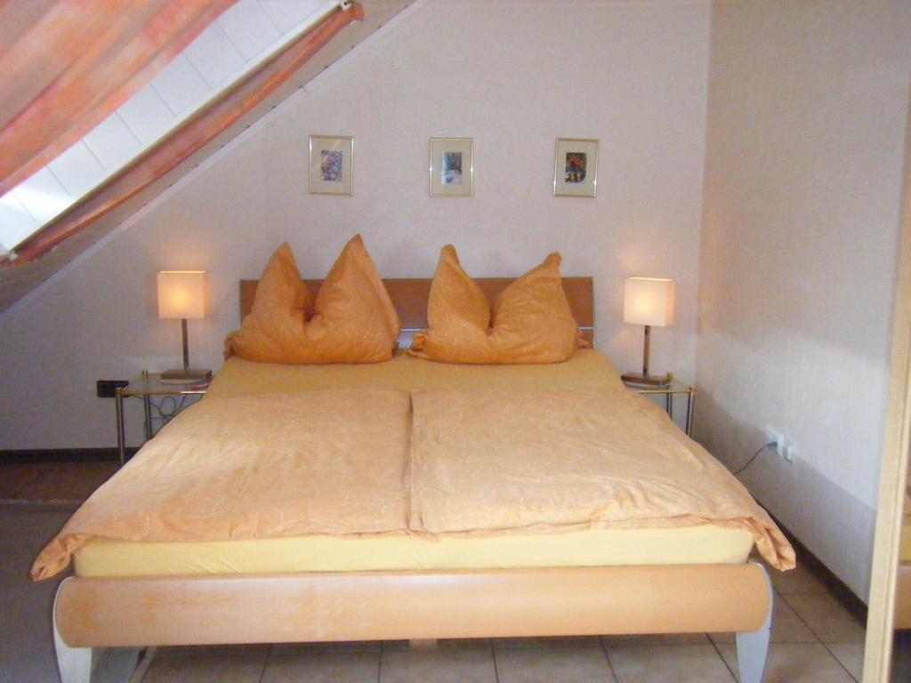Ferienwohnung M. Lemmermeyer Neumagen-Dhron Bagian luar foto